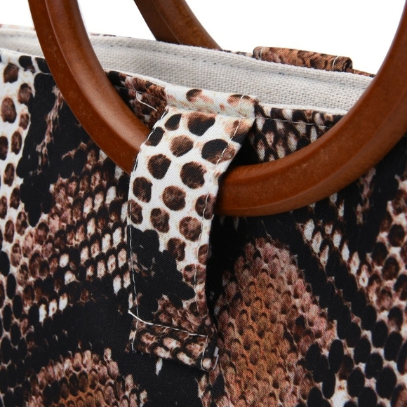 NWT Hong Kong Collection Snakeskin Print Tote - Picture 6 of 9